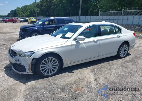 2018 BMW 740I z USA, uszkodzony, nr VIN WBA7E2C59JG742941